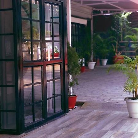 Hotel Urban Cottage 古瓦哈提 外观 照片